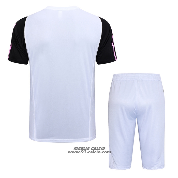 Tuta da Track
 Juventus Manica Corta
 2023-2024 Bianco
 - Pantaloncini
